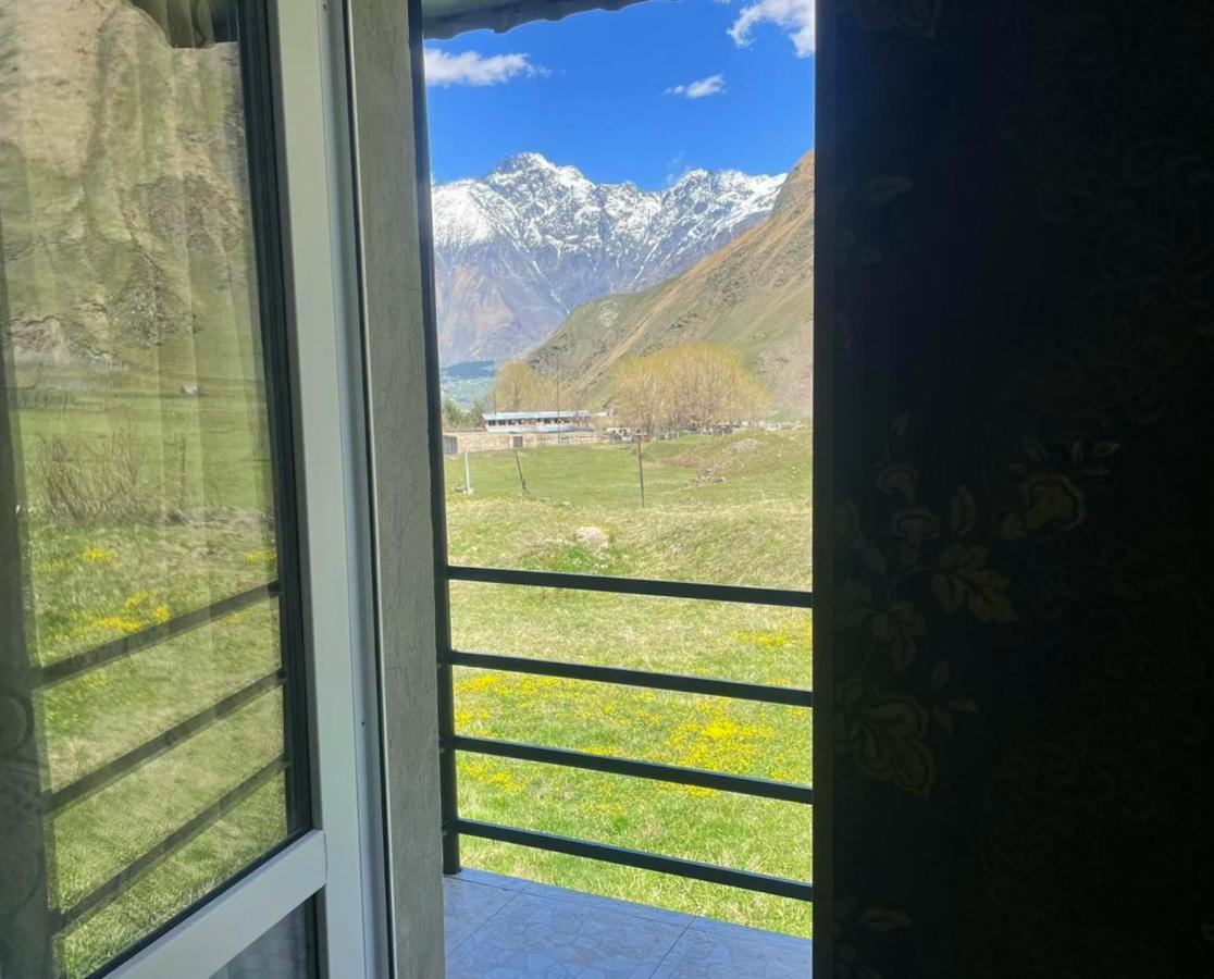Cozy Hotel Kazbegi ภายนอก รูปภาพ